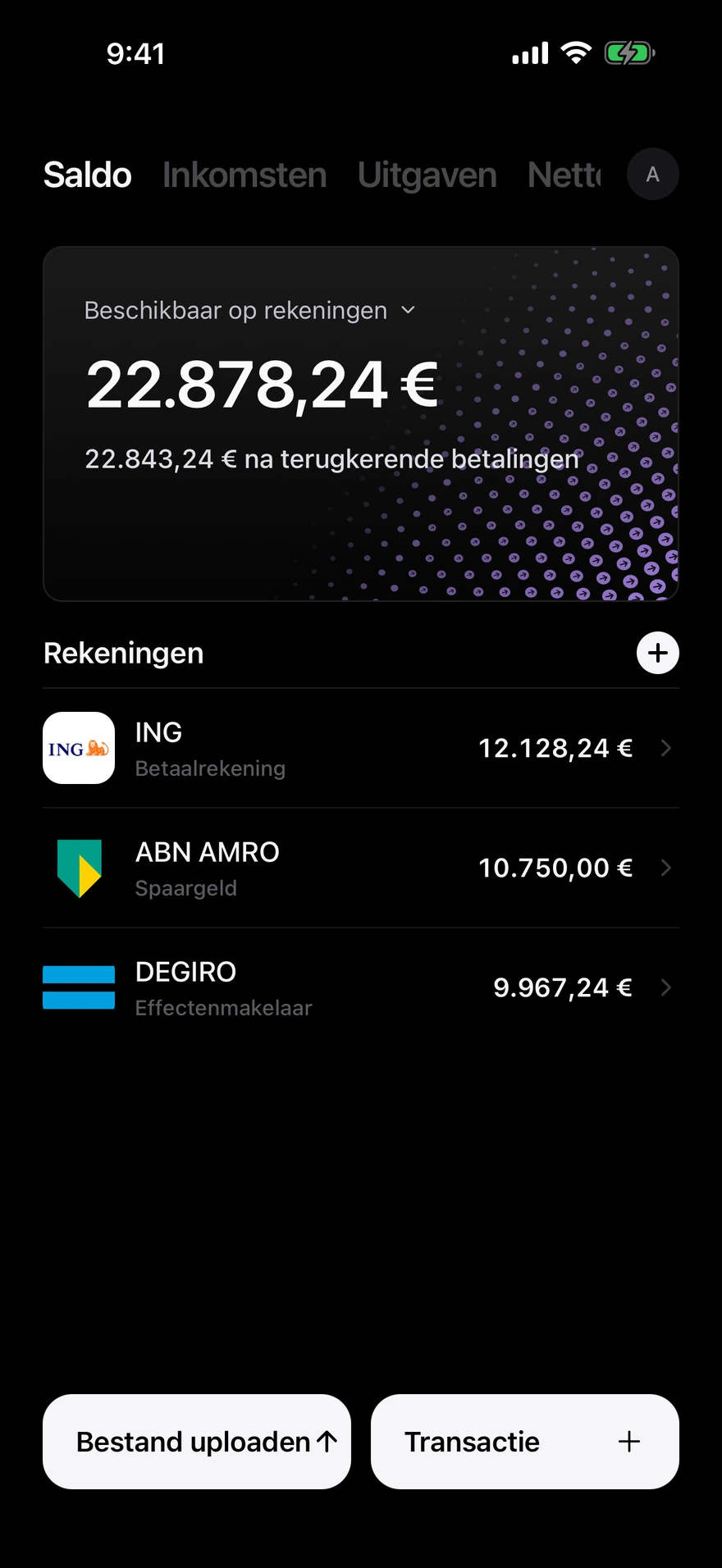 Deco-saldoscherm met het beschikbare geld op verschillende accounts